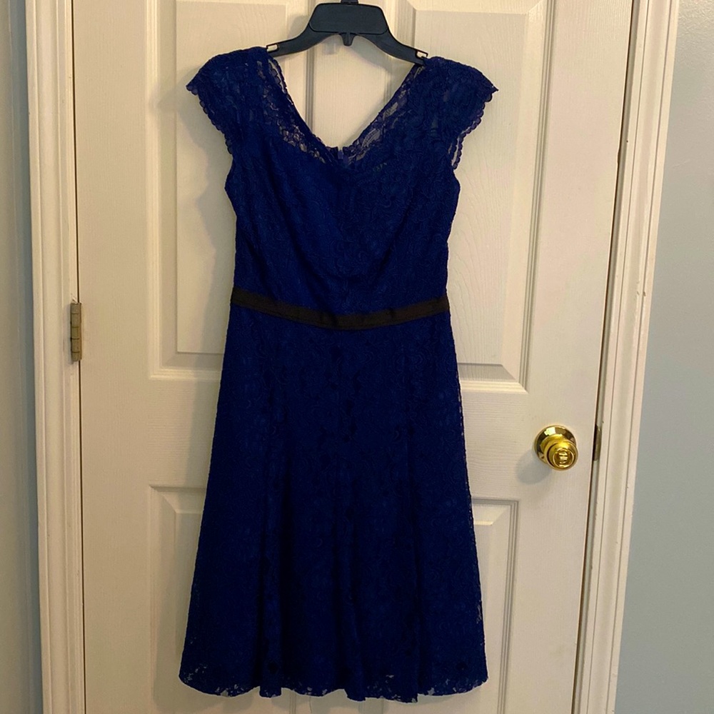 Lace overlay party dress